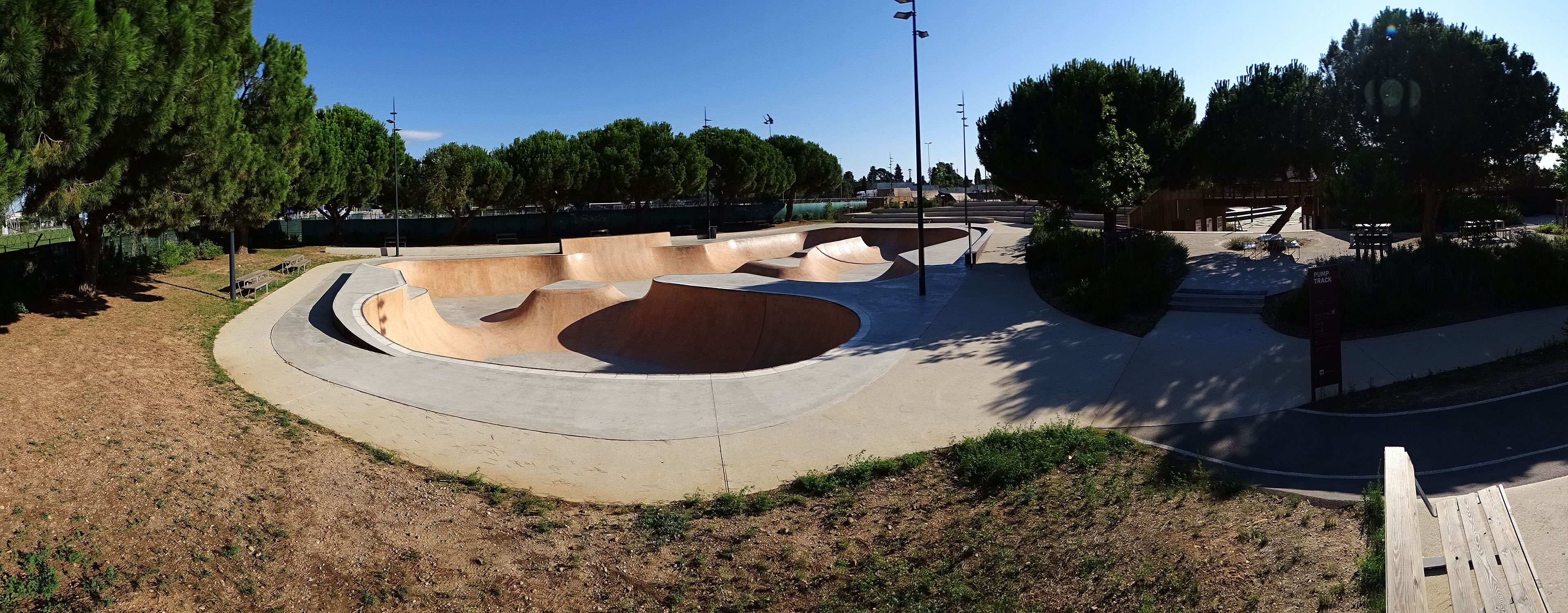 Grammont Bowl Bowl Montpellier Skate Spot 5/5
