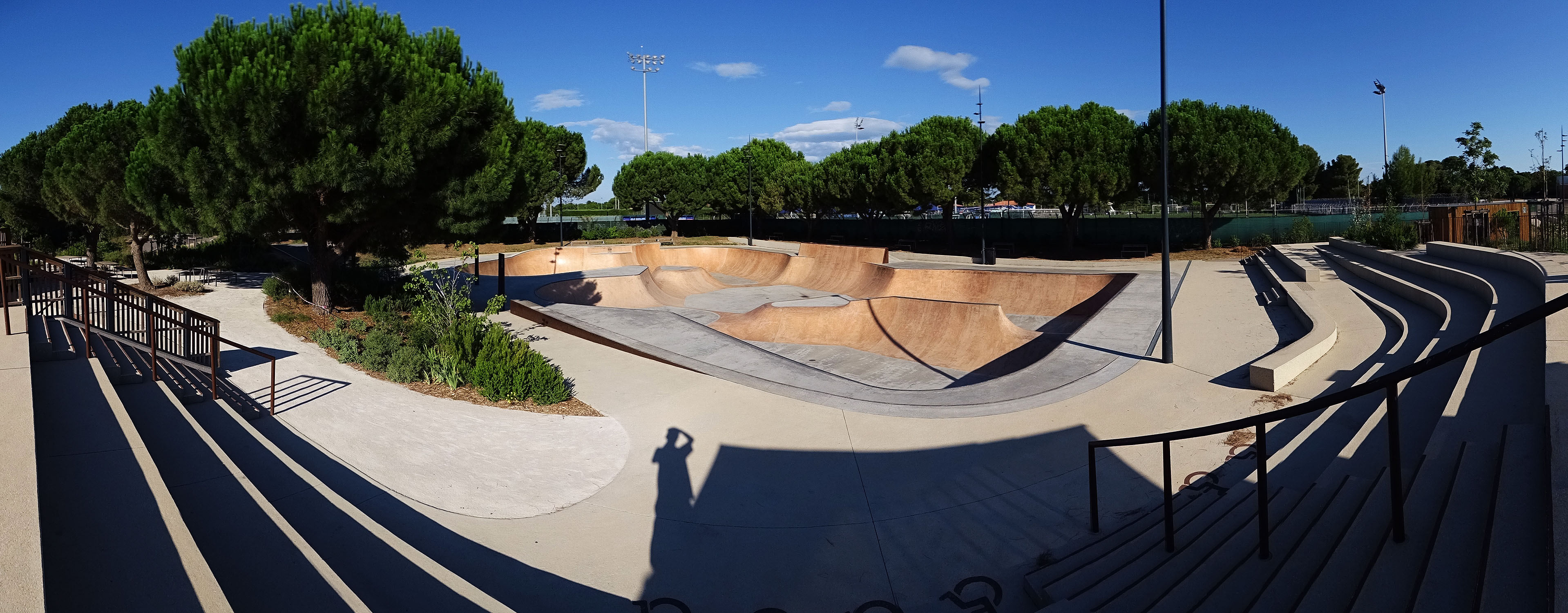 Grammont Bowl Bowl Montpellier Skate Spot 5/5