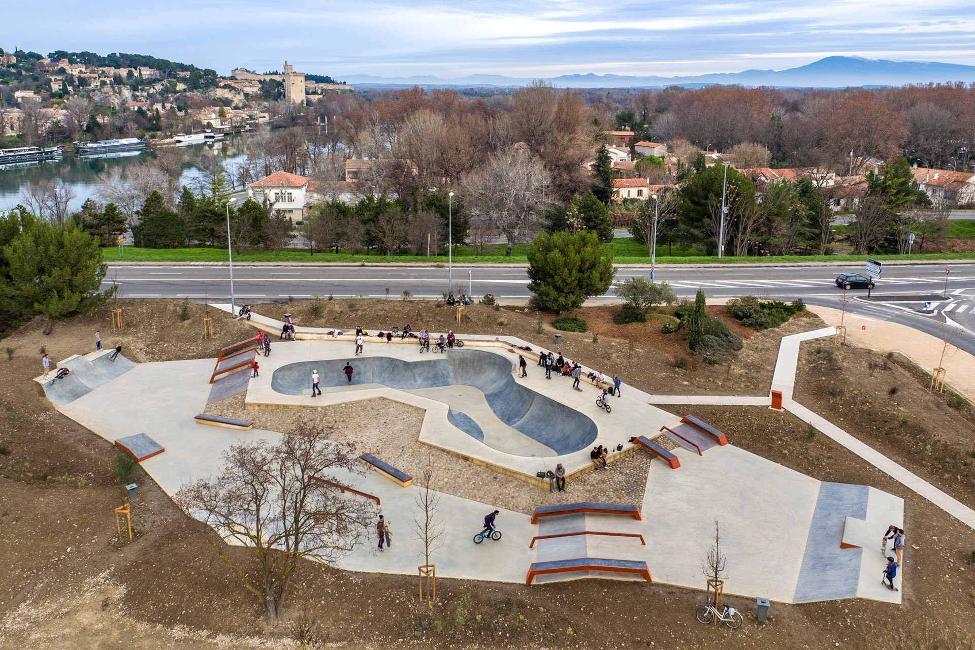 Ile de Piot Skatepark Avignon Skate Spot 4/5