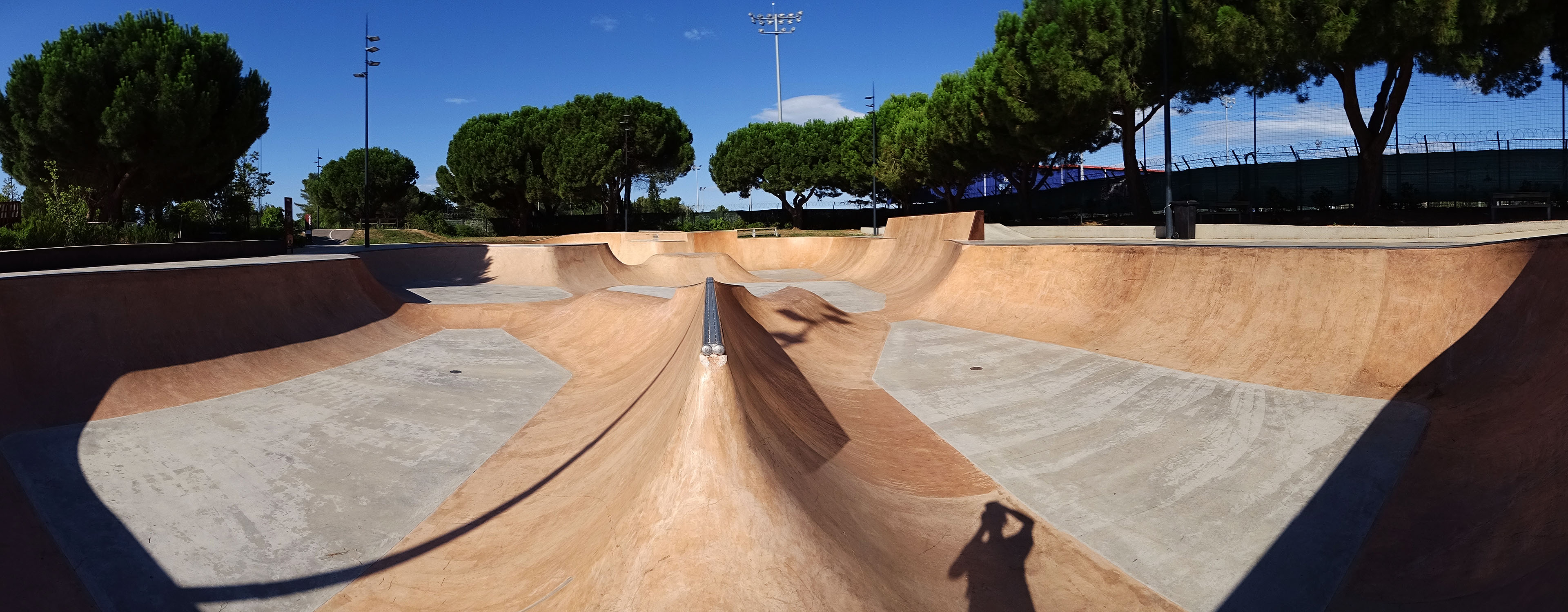 Grammont Bowl Bowl Montpellier Skate Spot 5/5