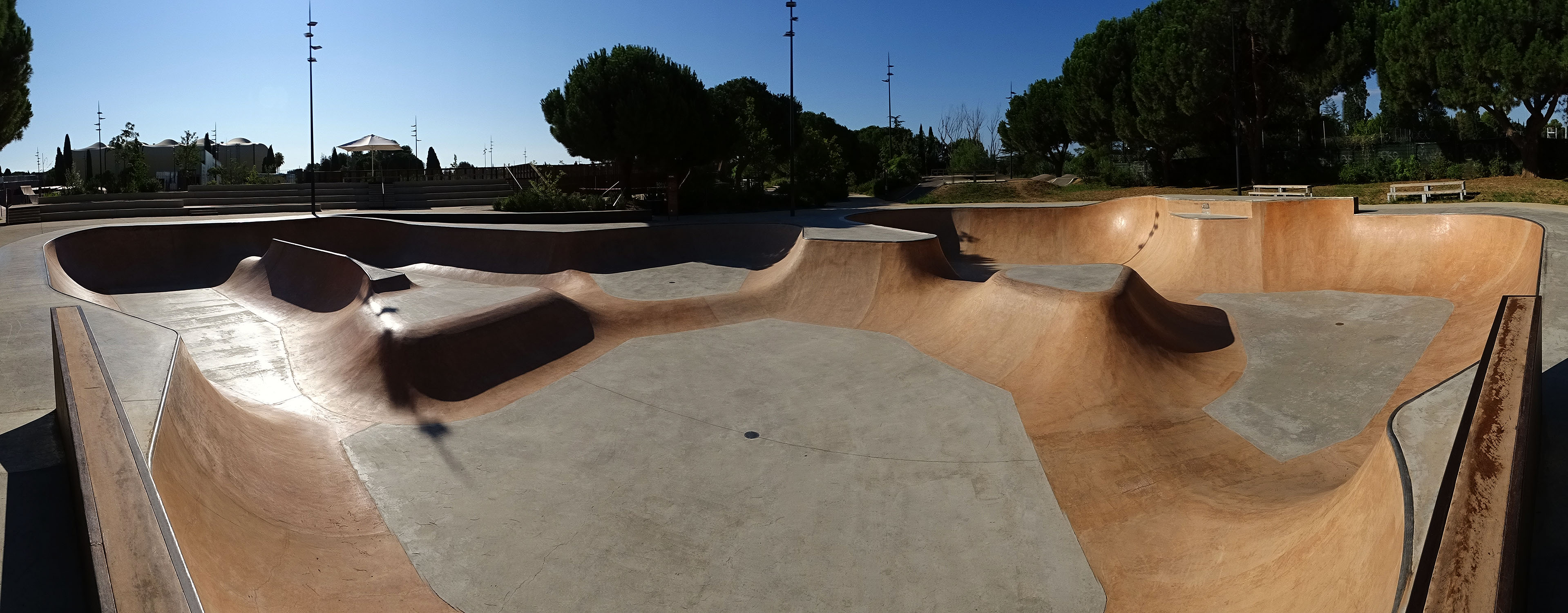 Grammont Bowl Montpellier Skate Spot