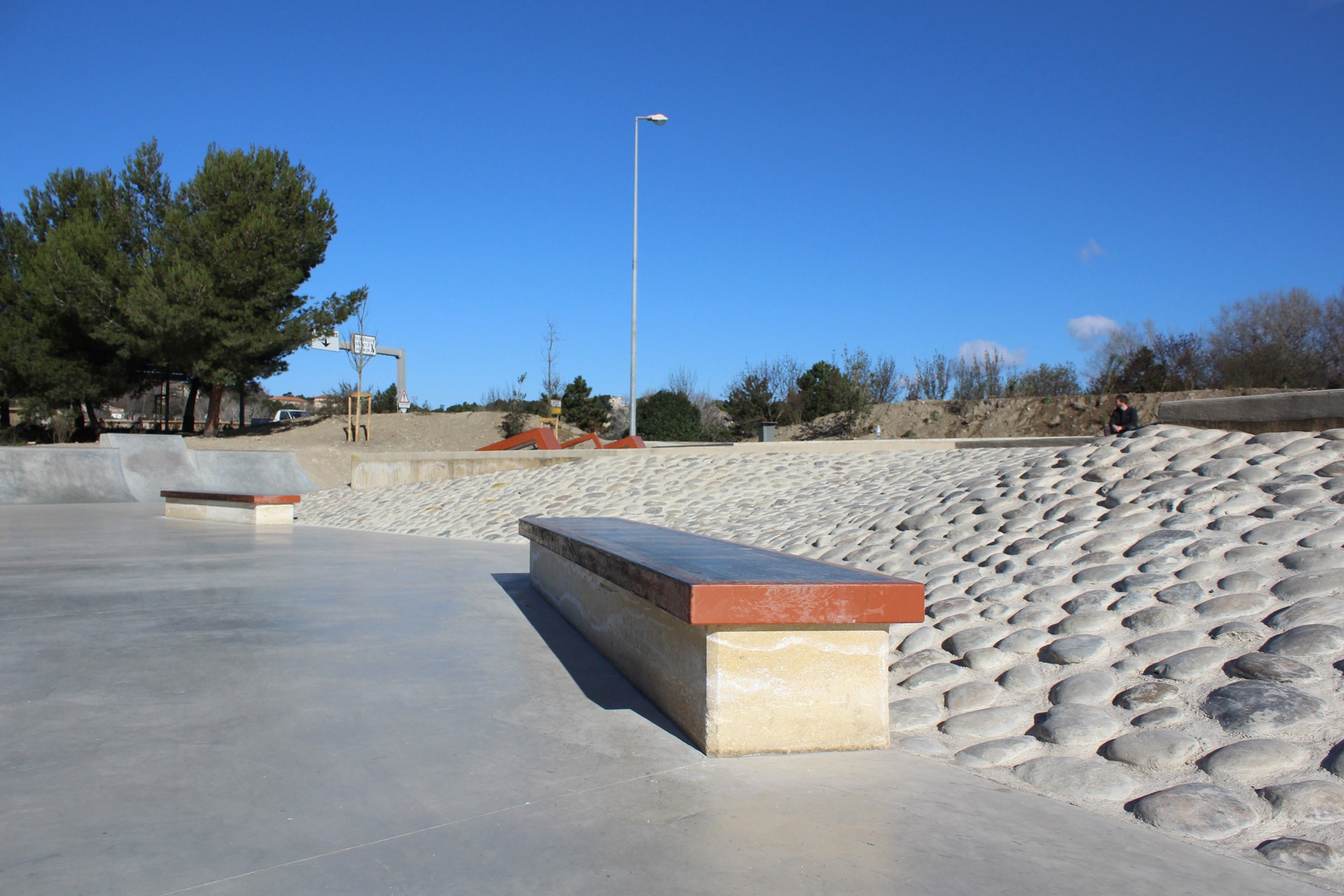 Ile de Piot Skatepark Avignon Skate Spot 4/5