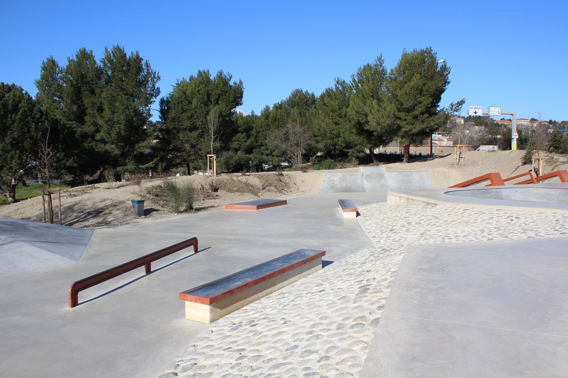 Ile de Piot Skatepark Avignon Skate Spot 4/5