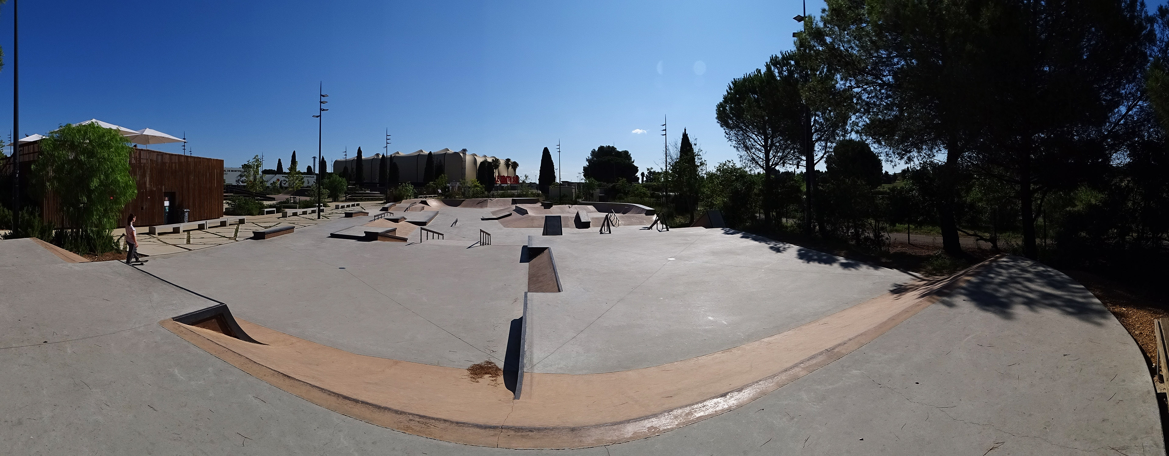 Grammont Street Plaza Montpellier Skate Spot 5/5