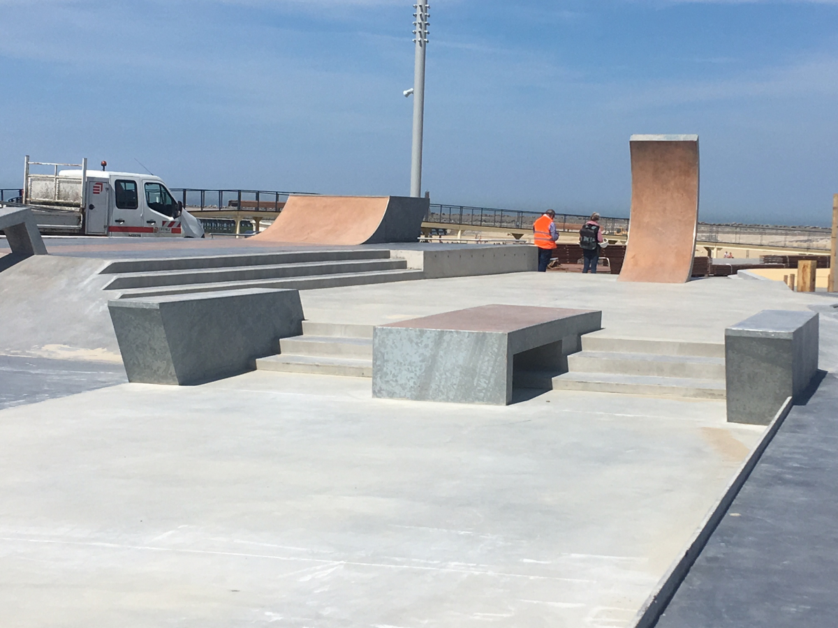 Beach Skatepark Calais Skate Spot 5/5