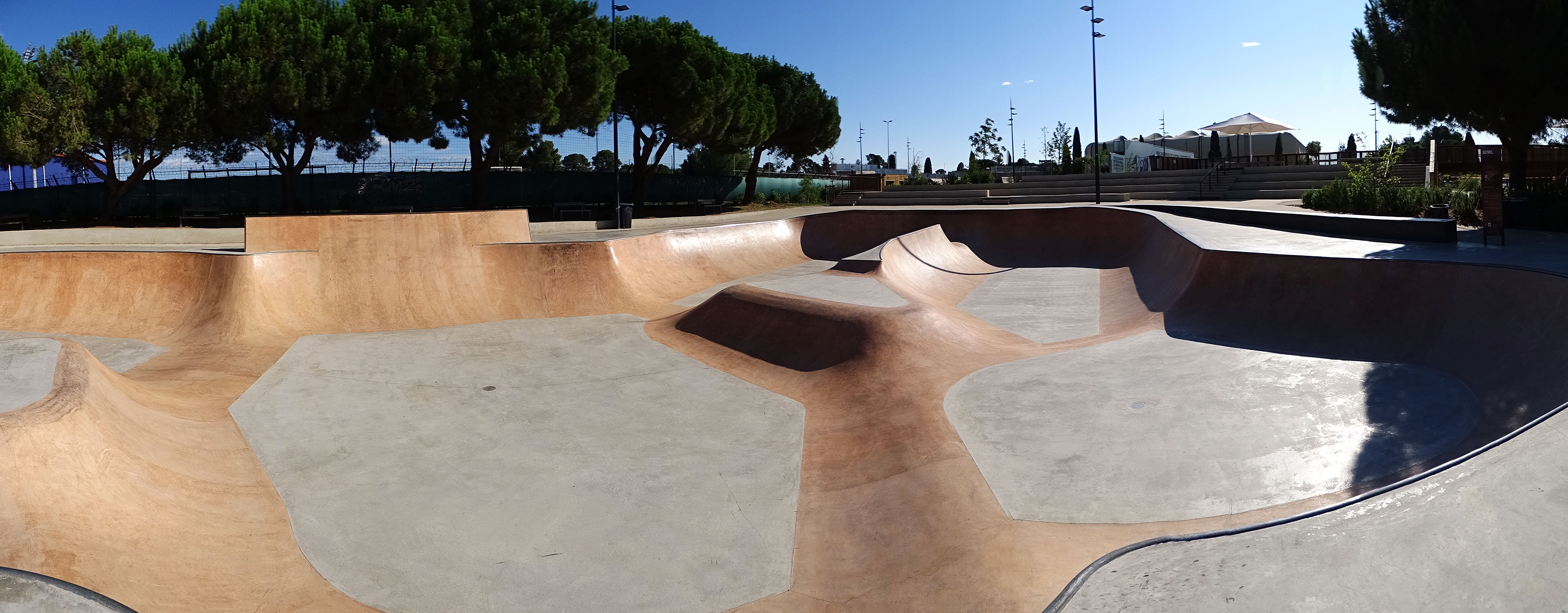 Grammont Bowl Bowl Montpellier Skate Spot 5/5