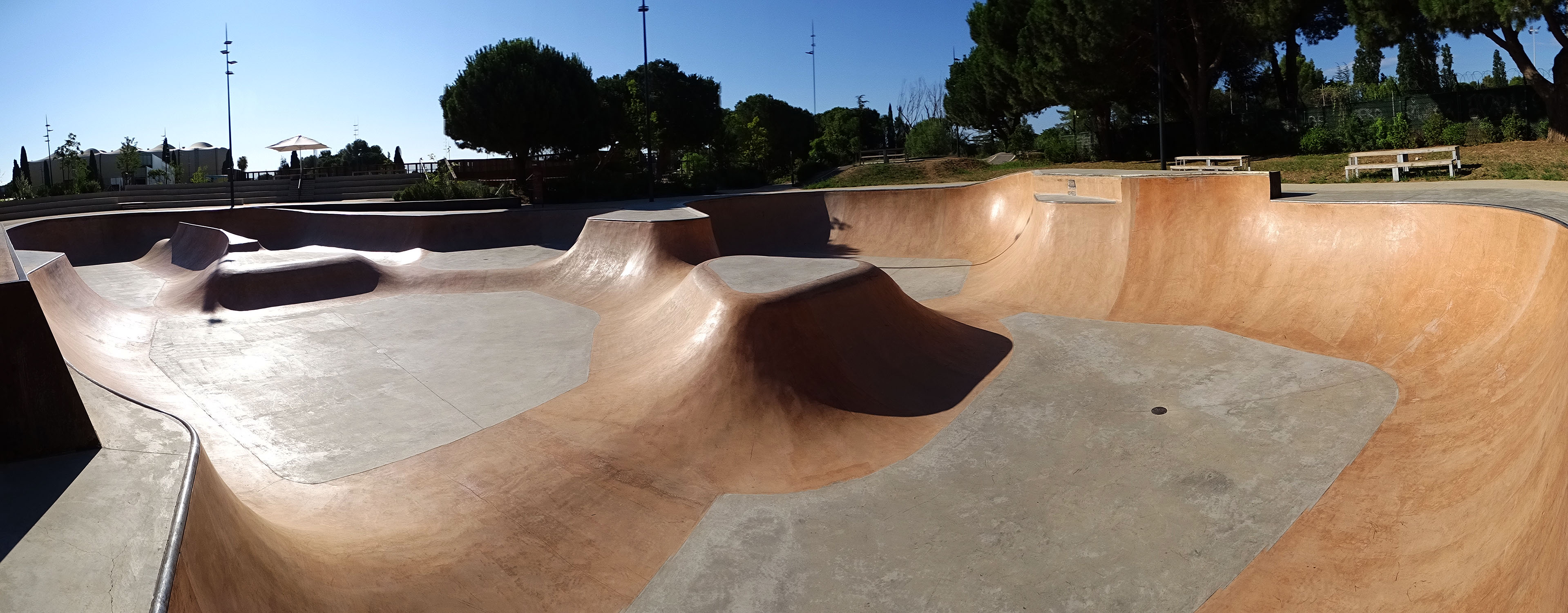 Grammont Bowl Bowl Montpellier Skate Spot 5/5