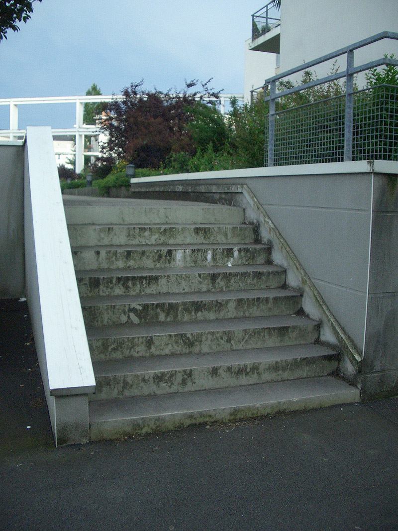Salicornes Spot Street Nantes Skate Spot 2/5