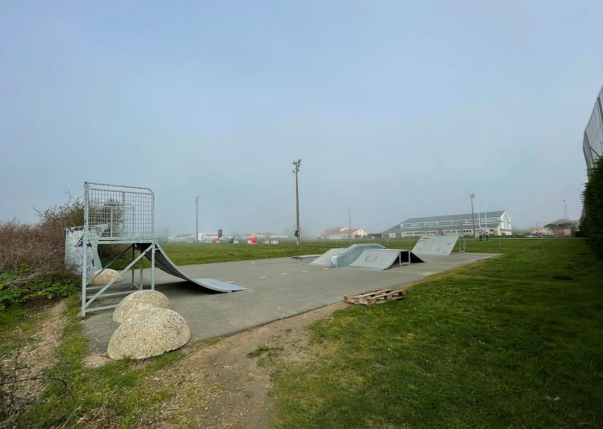 Sainte Marie Skatepark Pornic Skate Spot 2/5