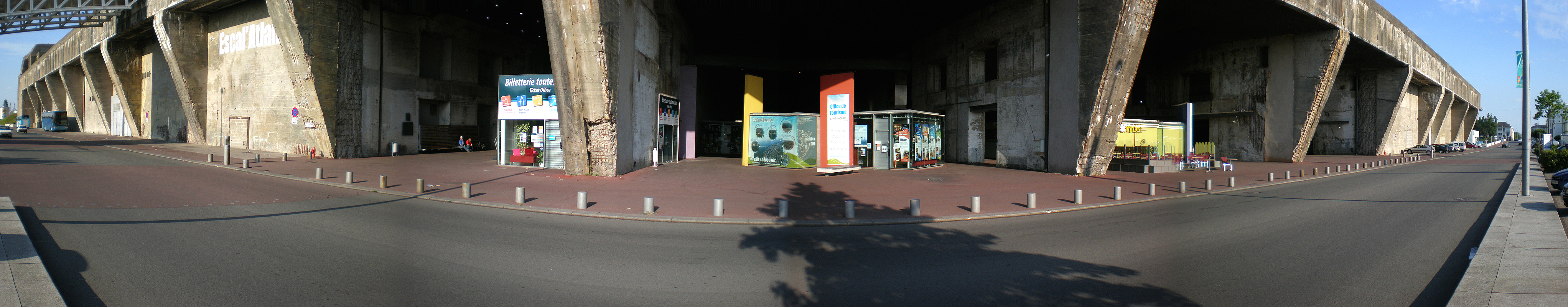 Base Sous Marine Saint Nazaire Skate Spot