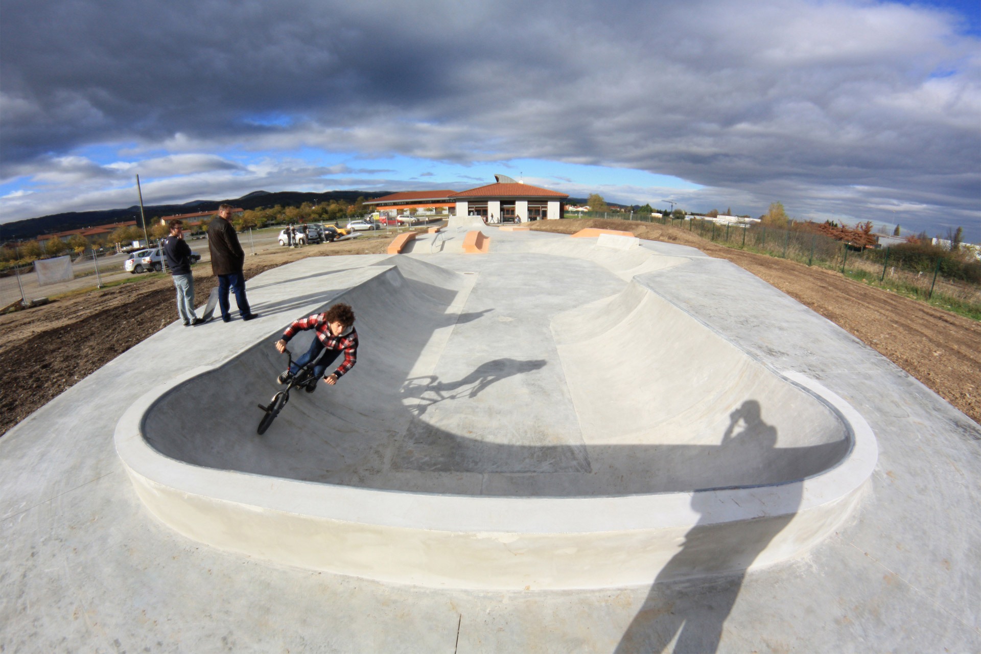 MJC Skatepark Montbrison Skate Spot 3/5