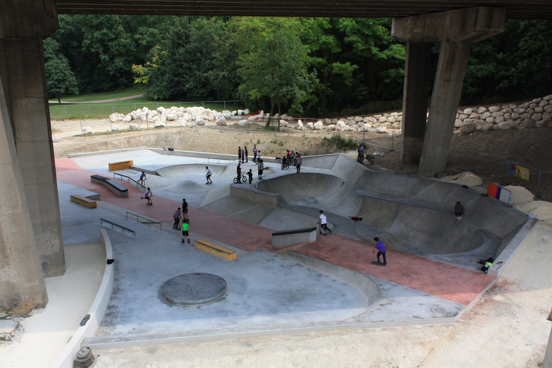 Centre Sportif Raspail Skatepark Arcueil Skate Spot 4/5