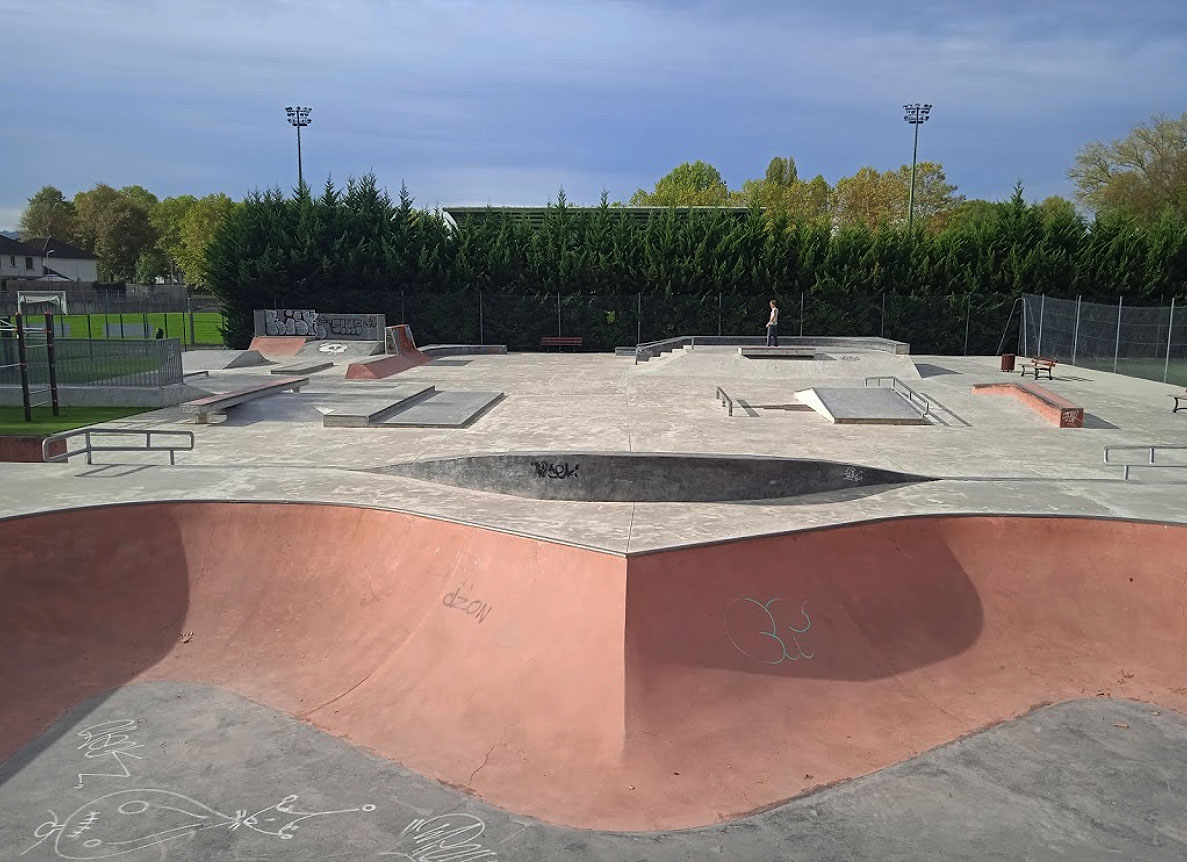 Tujac Skatepark Brive la Gaillarde Skate Spot 4/5
