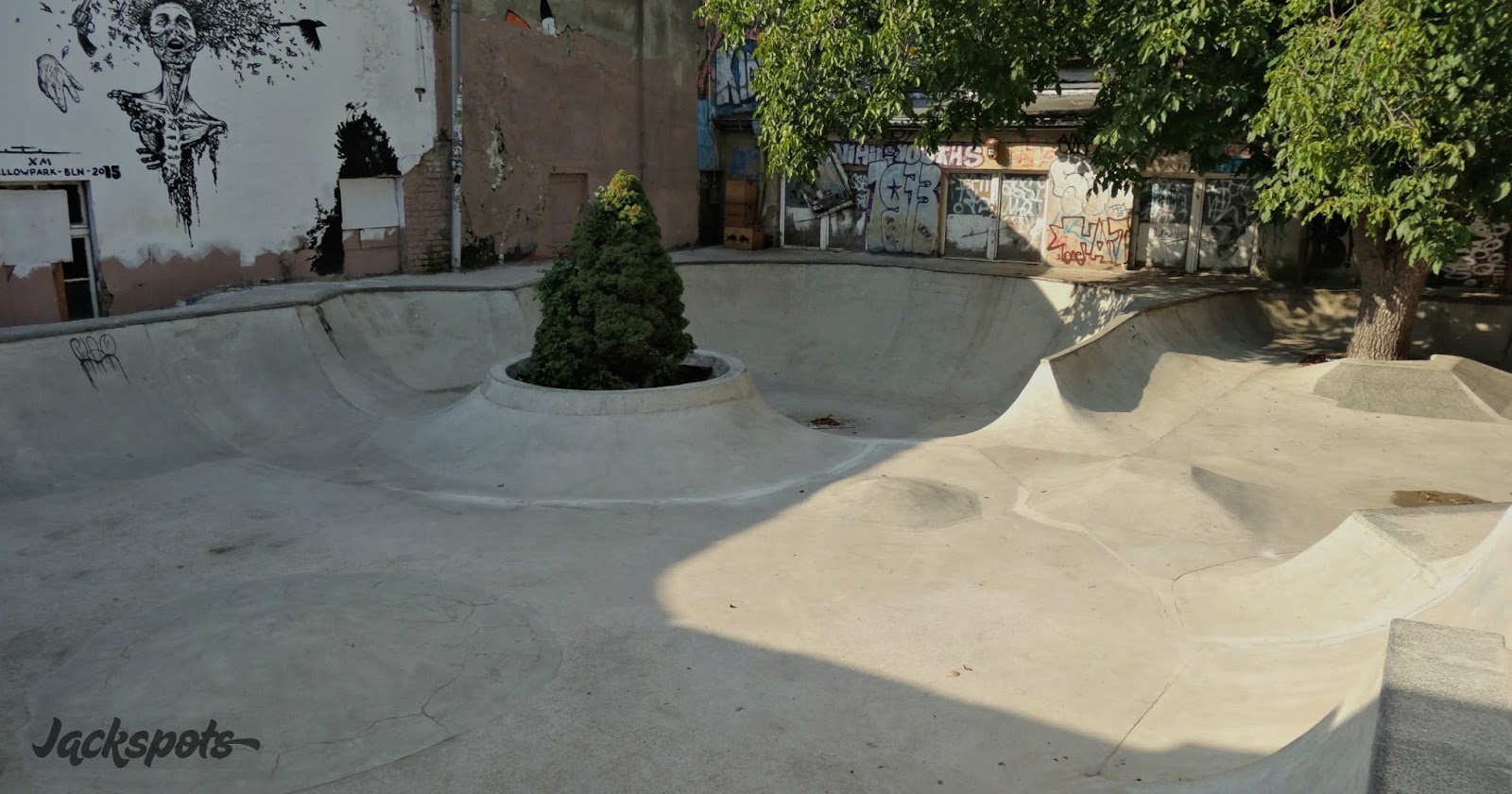Mellowpark Bowl Do It Yourself Berlin Skate Spot 5/5