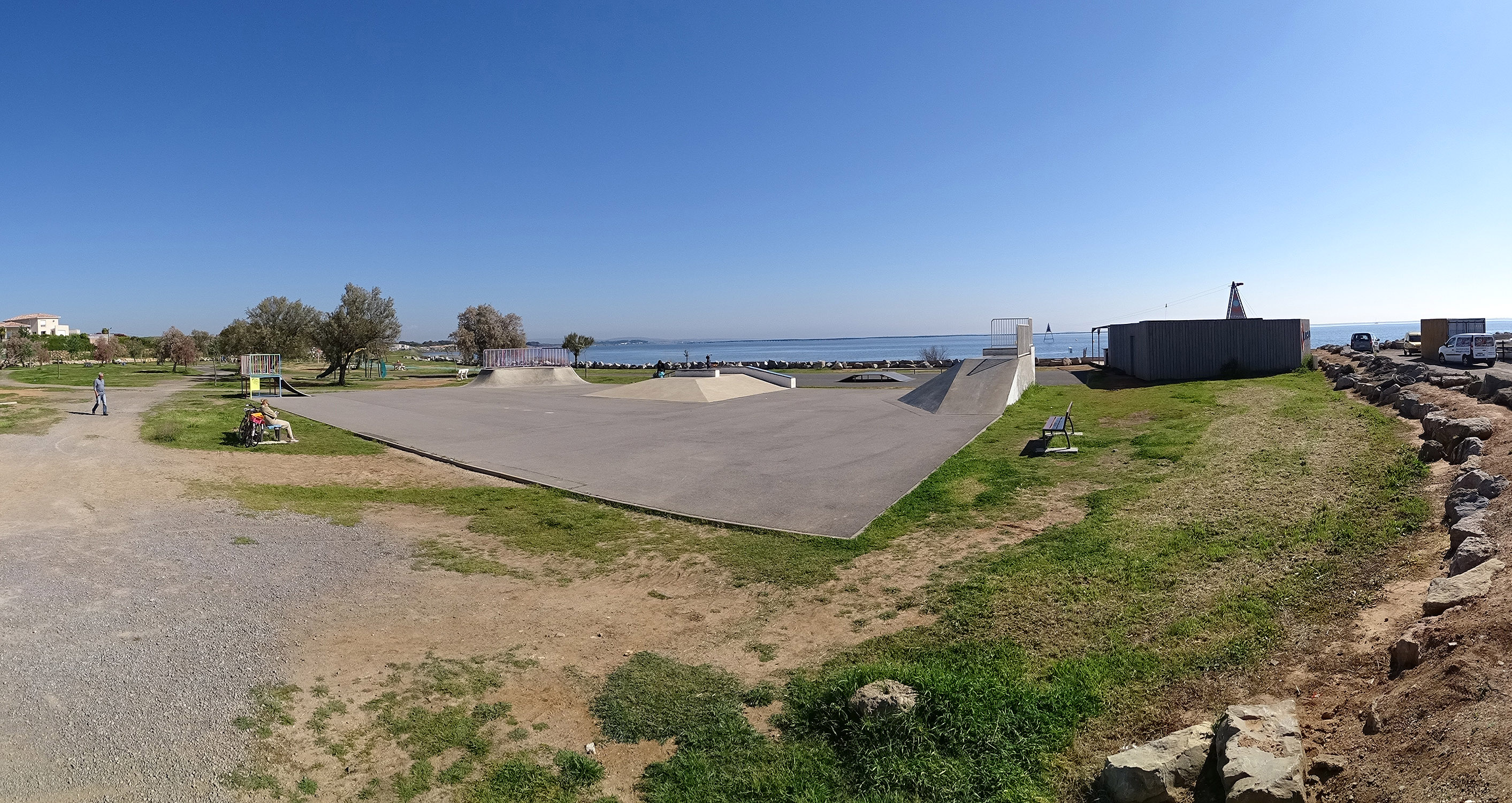 Tabarka Skatepark Marseillan Skate Spot 2/5