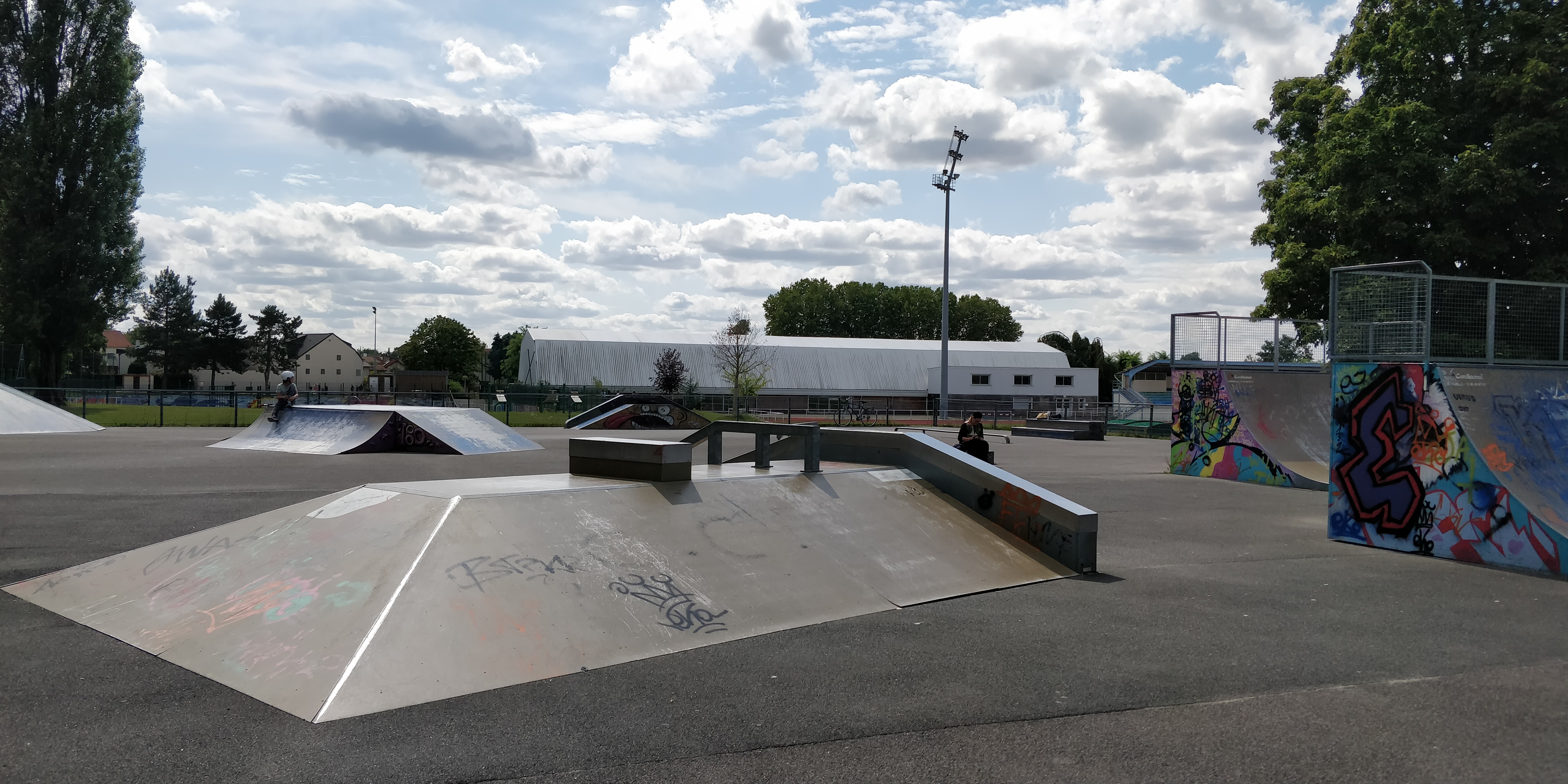 Moulin Neuf Aulnay Skatepark Sevran Skate Spot 3/5