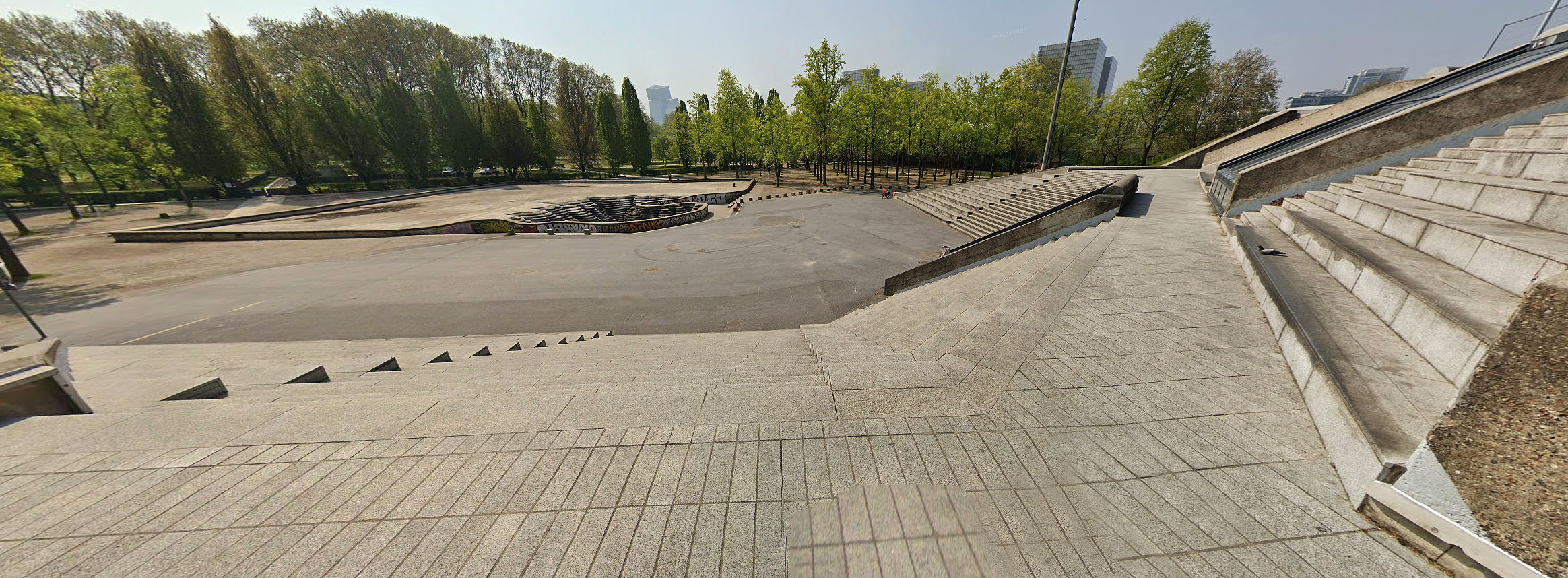 Bercy Fontaine Spot Street Paris Skate Spot 4/5