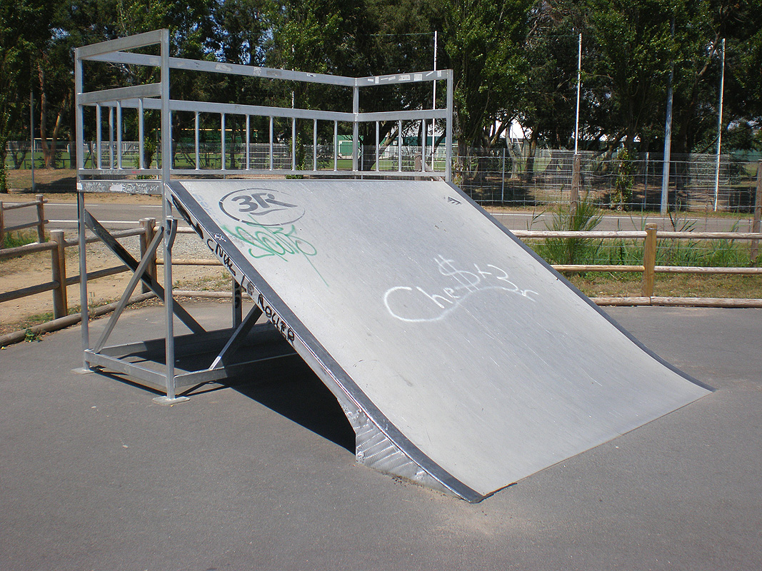 Saint Brevin Skatepark Saint Brevin les Pins Skate Spot 2/5