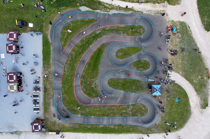 Le Lac Pumptrack Tignes Skate Spot 3/5