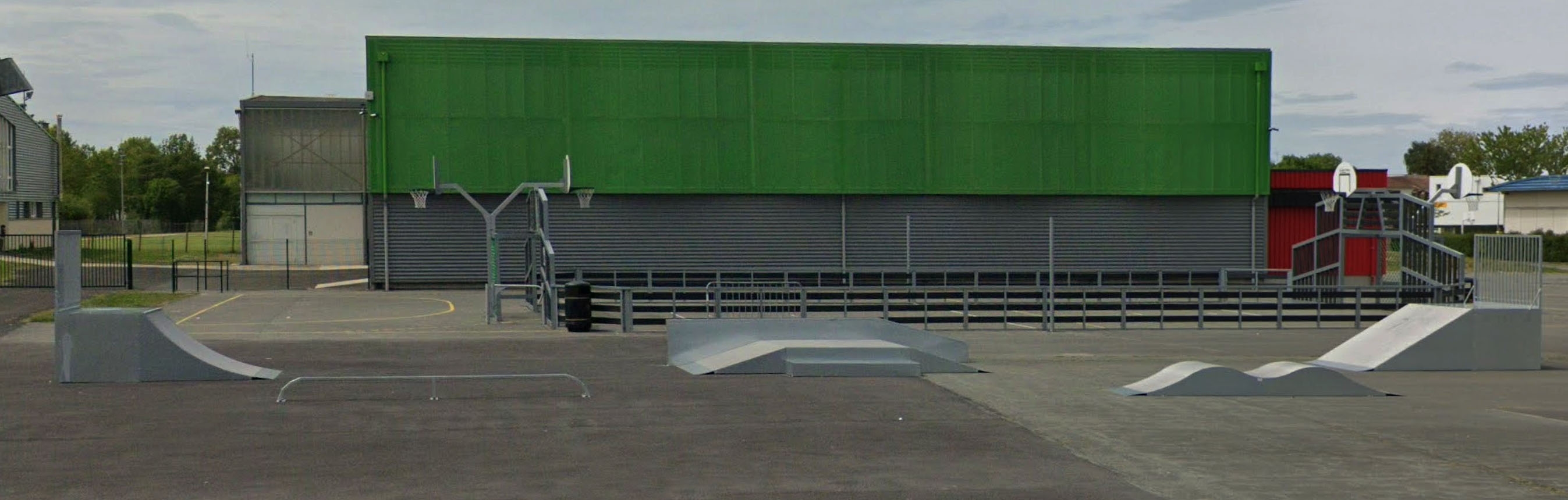 Collège Skatepark Saujon Skate Spot 1/5