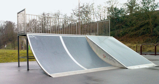 Antony Pajeaud Skatepark Verrières le Buisson Skate Spot 2/5