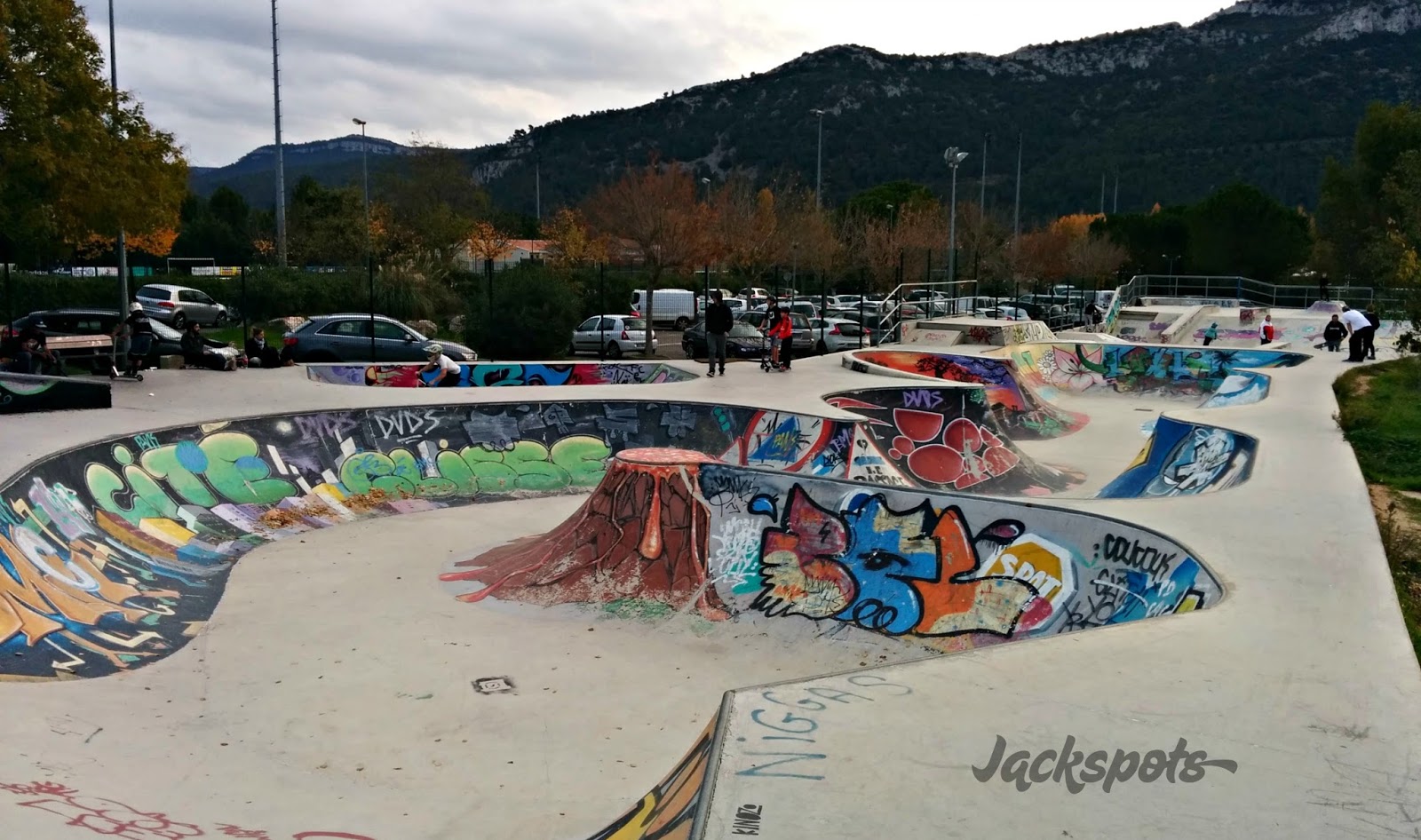 Gémenos Skatepark Gémenos Skate Spot 4/5