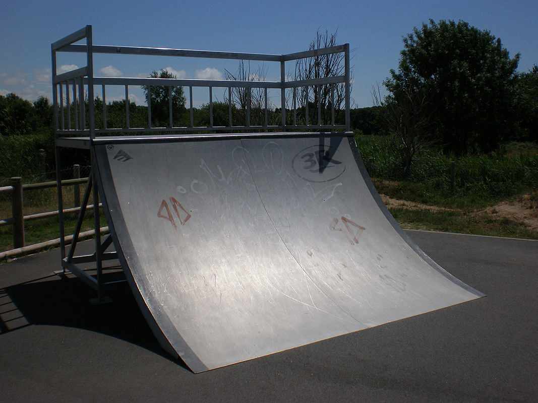 Saint Brevin Skatepark Saint Brevin les Pins Skate Spot 2/5