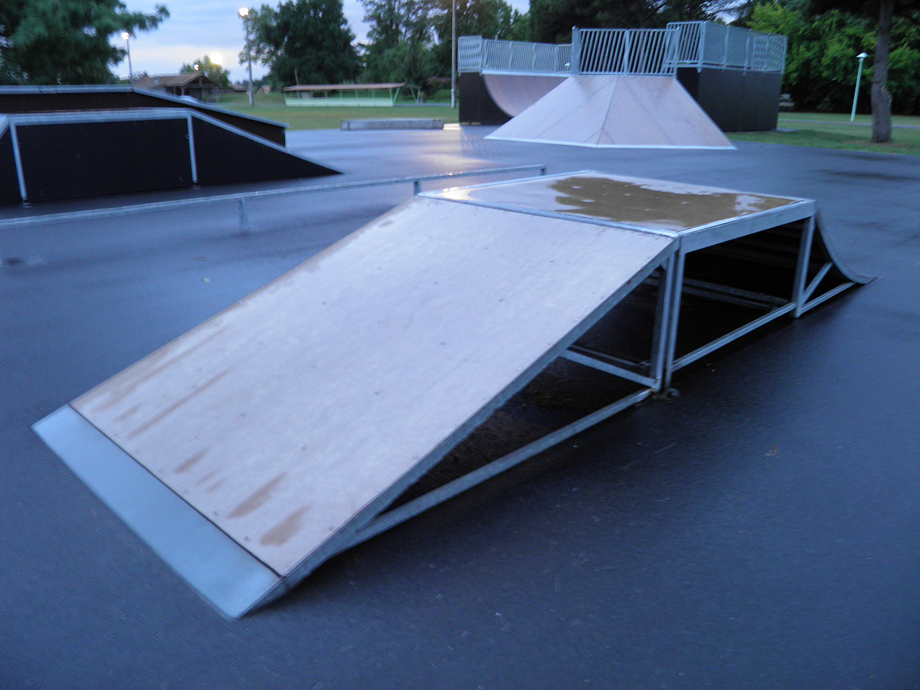 Parc Lecoq Skatepark Biganos Skate Spot 3/5
