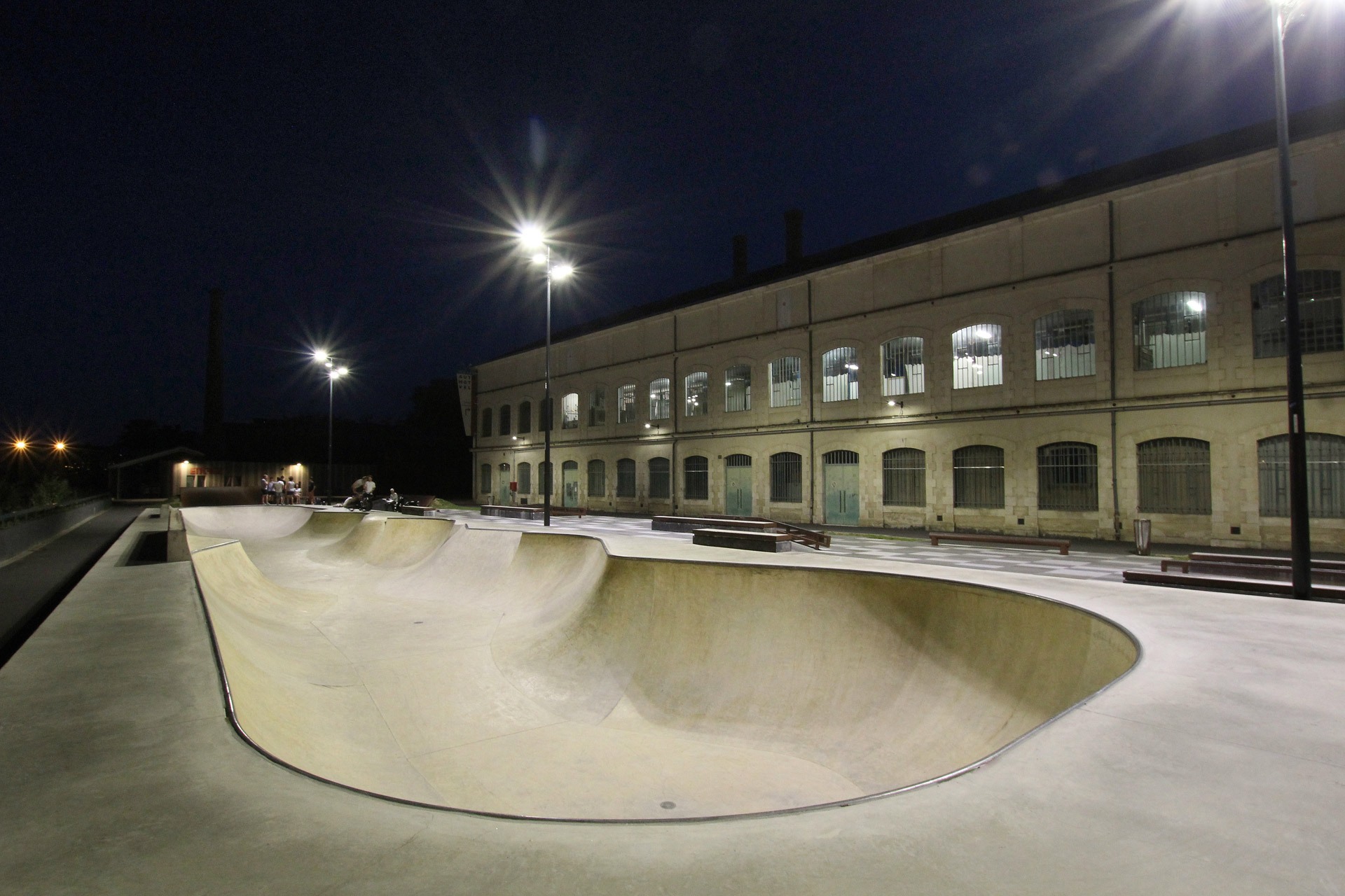 La Manu Skatepark Châtellerault Skate Spot 5/5