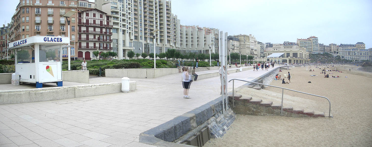 La Grande Plage Spot Street Biarritz Skate Spot 3/5