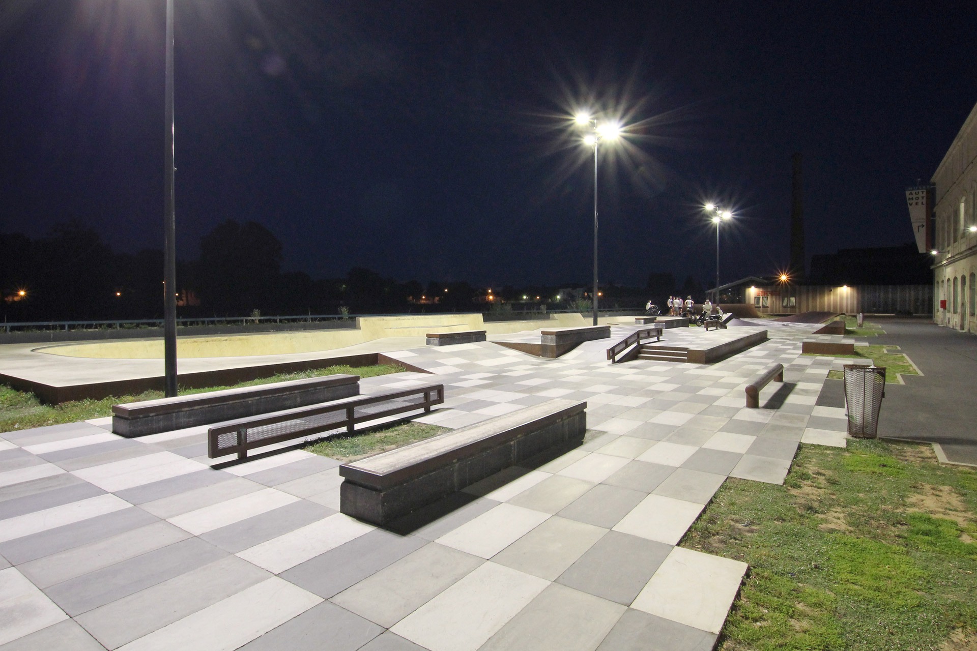 La Manu Skatepark Châtellerault Skate Spot 5/5