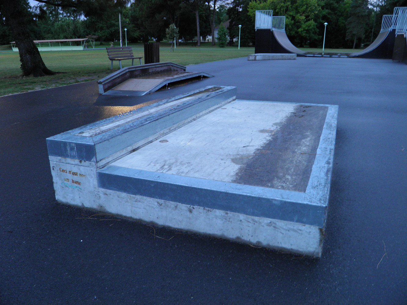 Parc Lecoq Skatepark Biganos Skate Spot 3/5