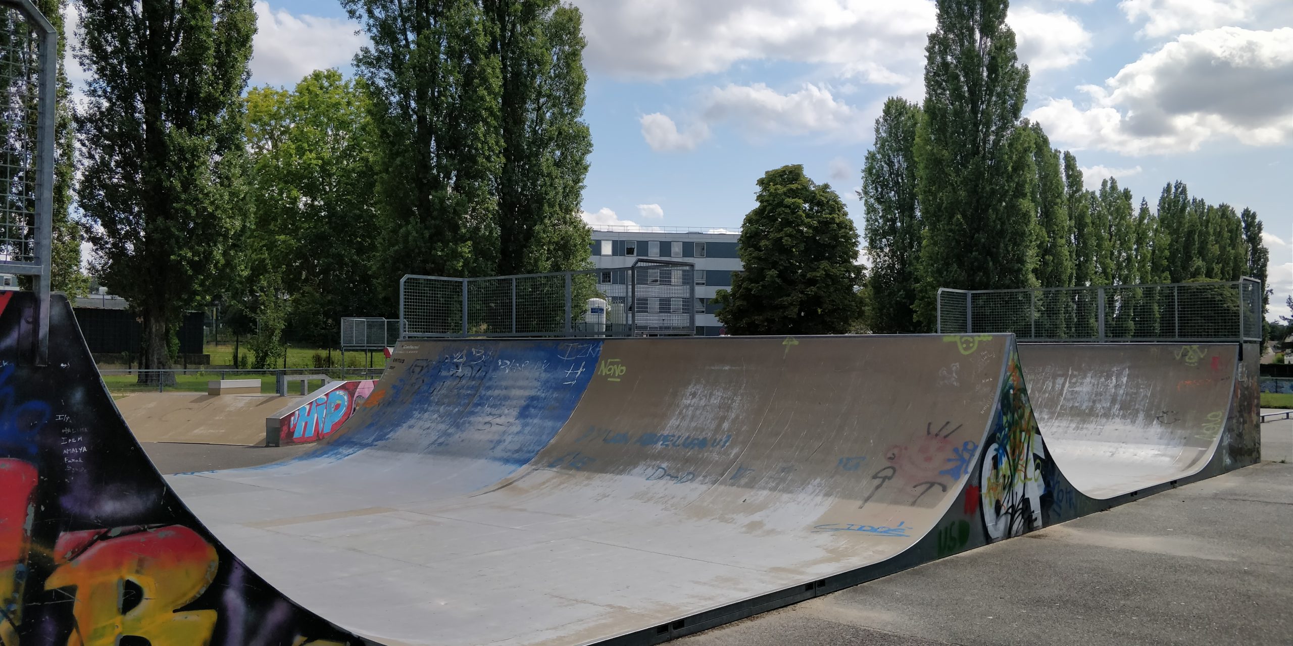 Moulin Neuf Aulnay Skatepark Sevran Skate Spot 3/5