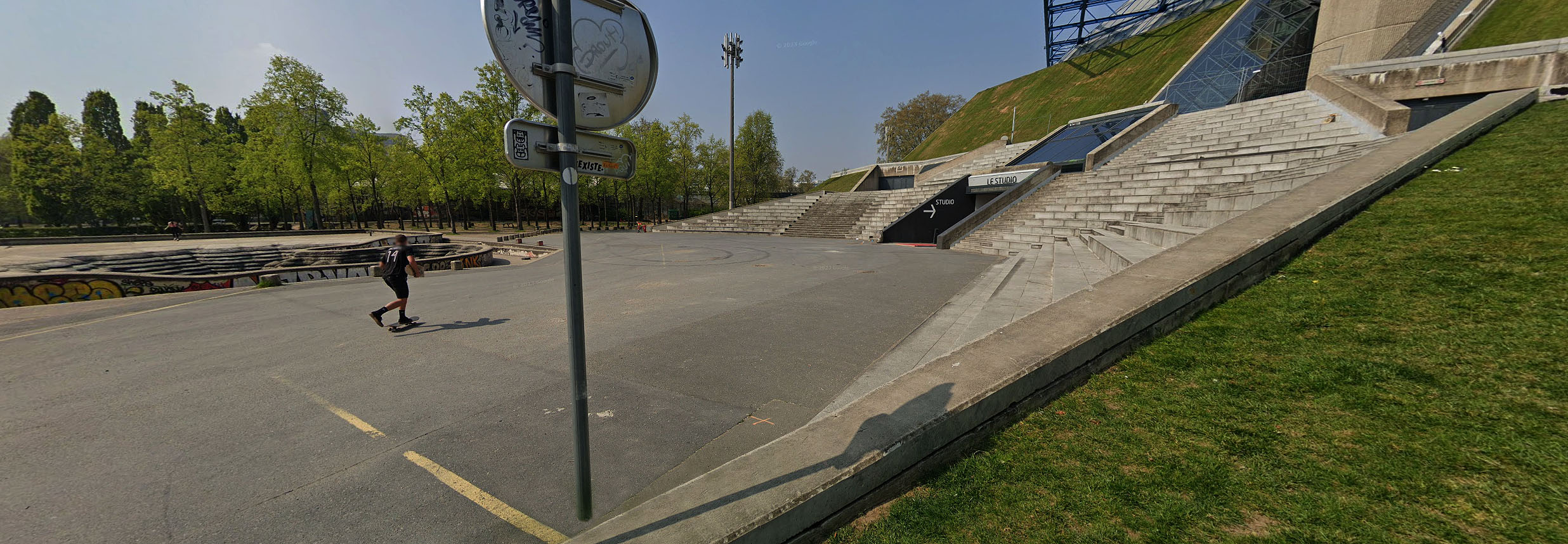 Bercy Fontaine Spot Street Paris Skate Spot 4/5