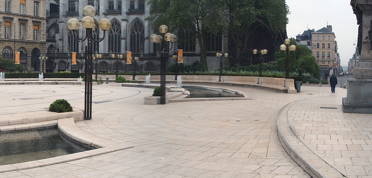 Hôtel de ville Rouen Skate Spot