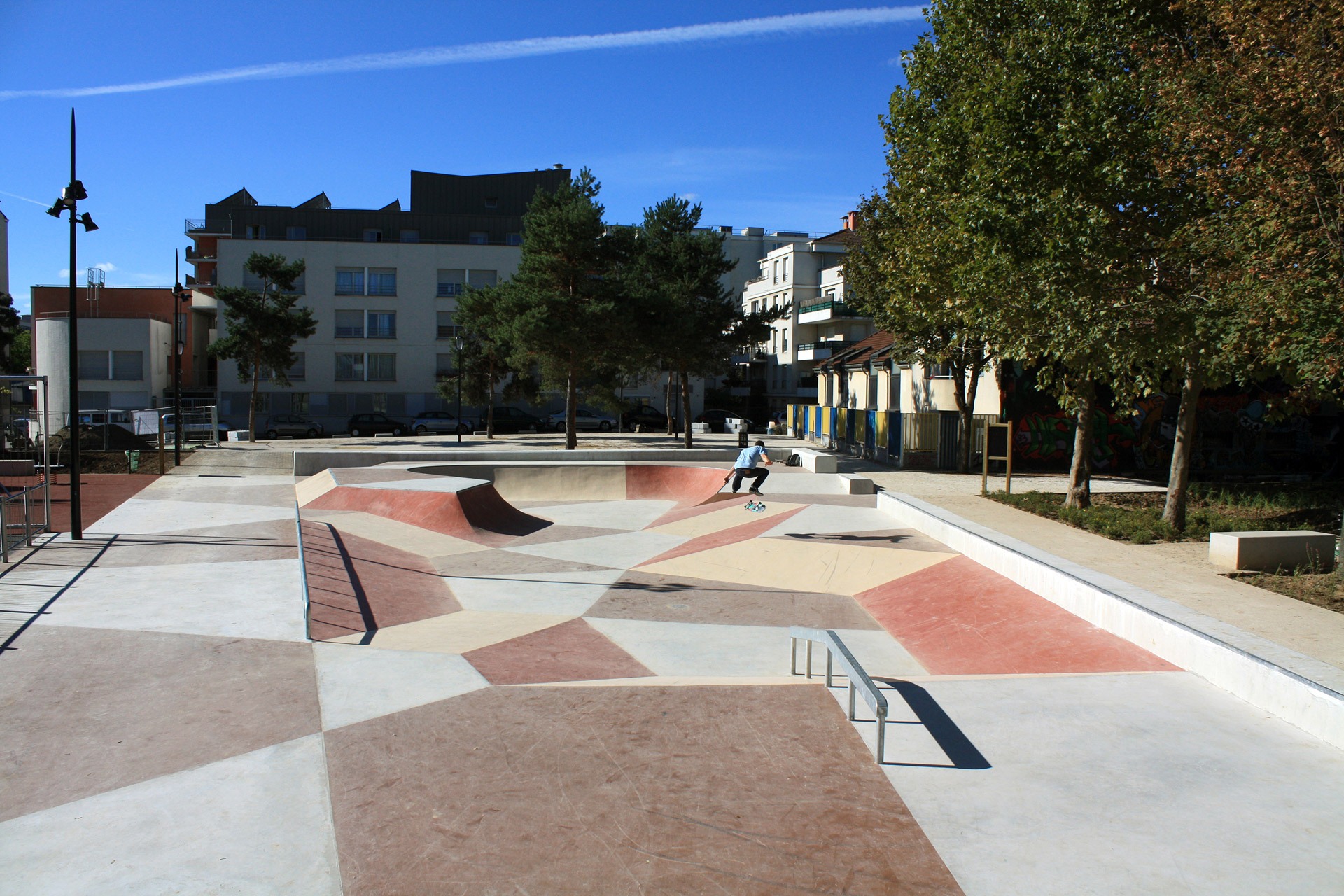 Square Diderot Skatepark Saint Denis Skate Spot 3/5