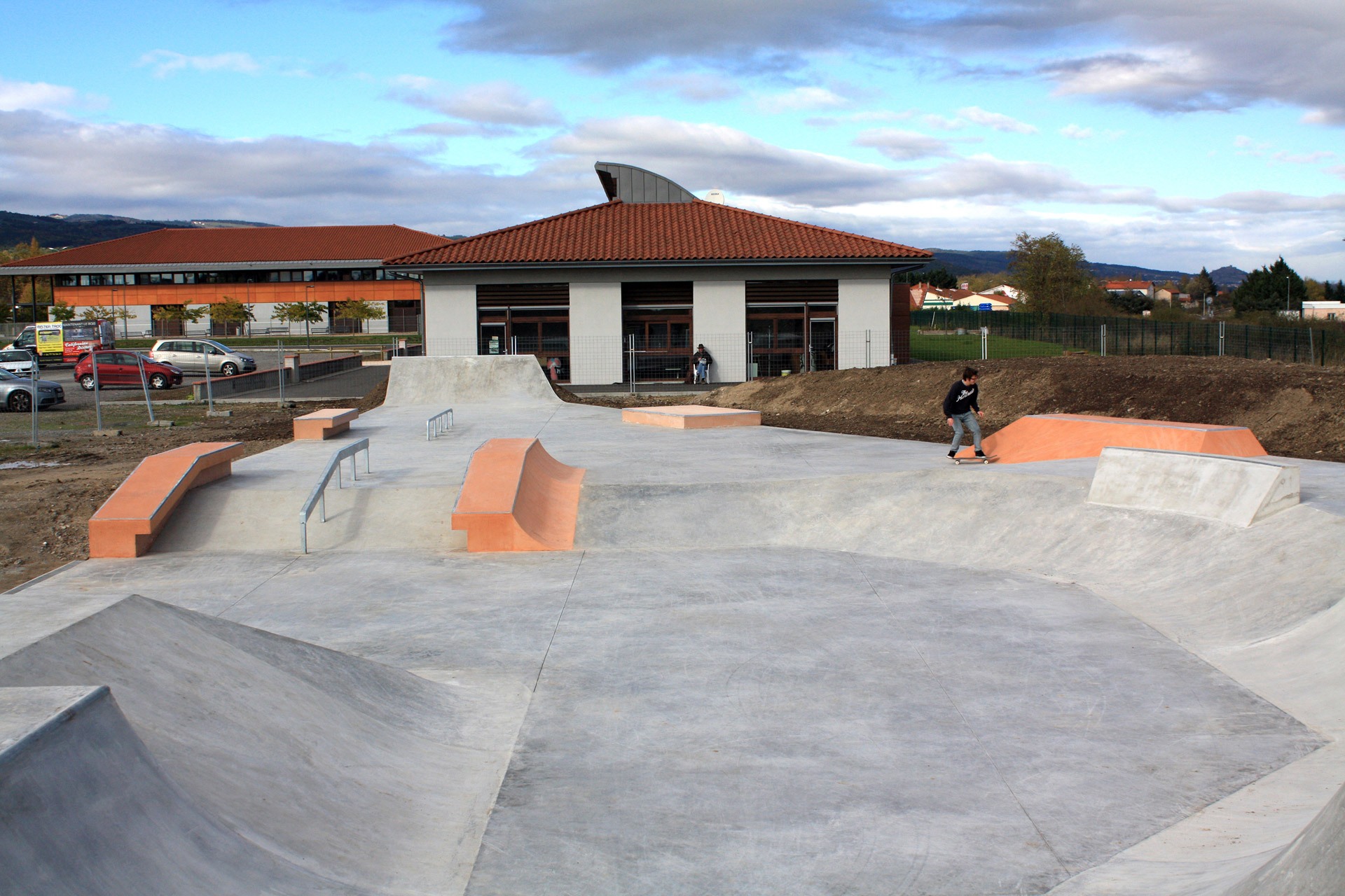 MJC Skatepark Montbrison Skate Spot 3/5