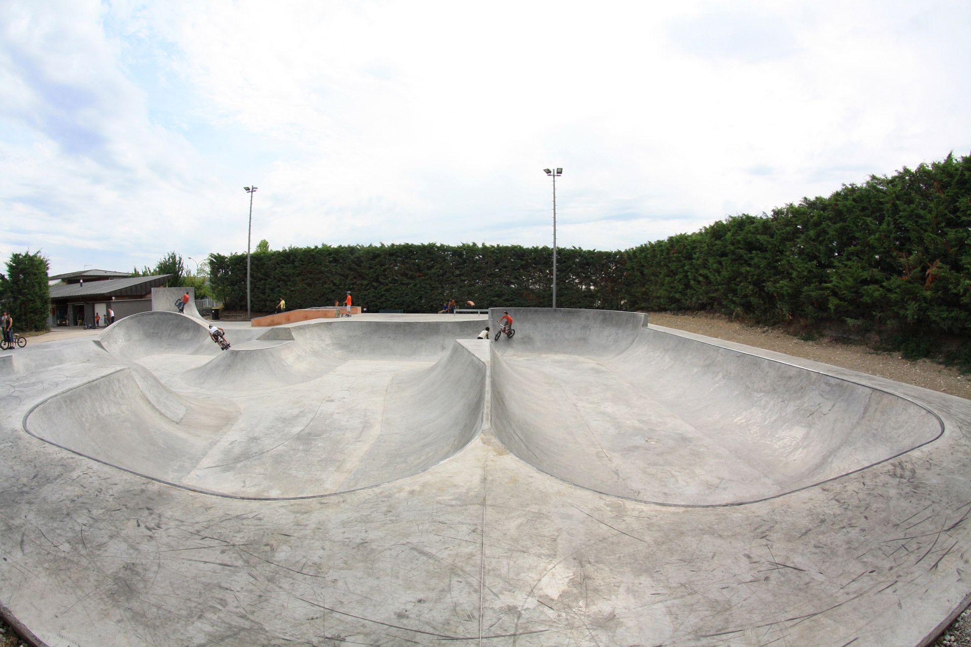 Espace Glisse Bowl Bry sur Marne Skate Spot 4/5