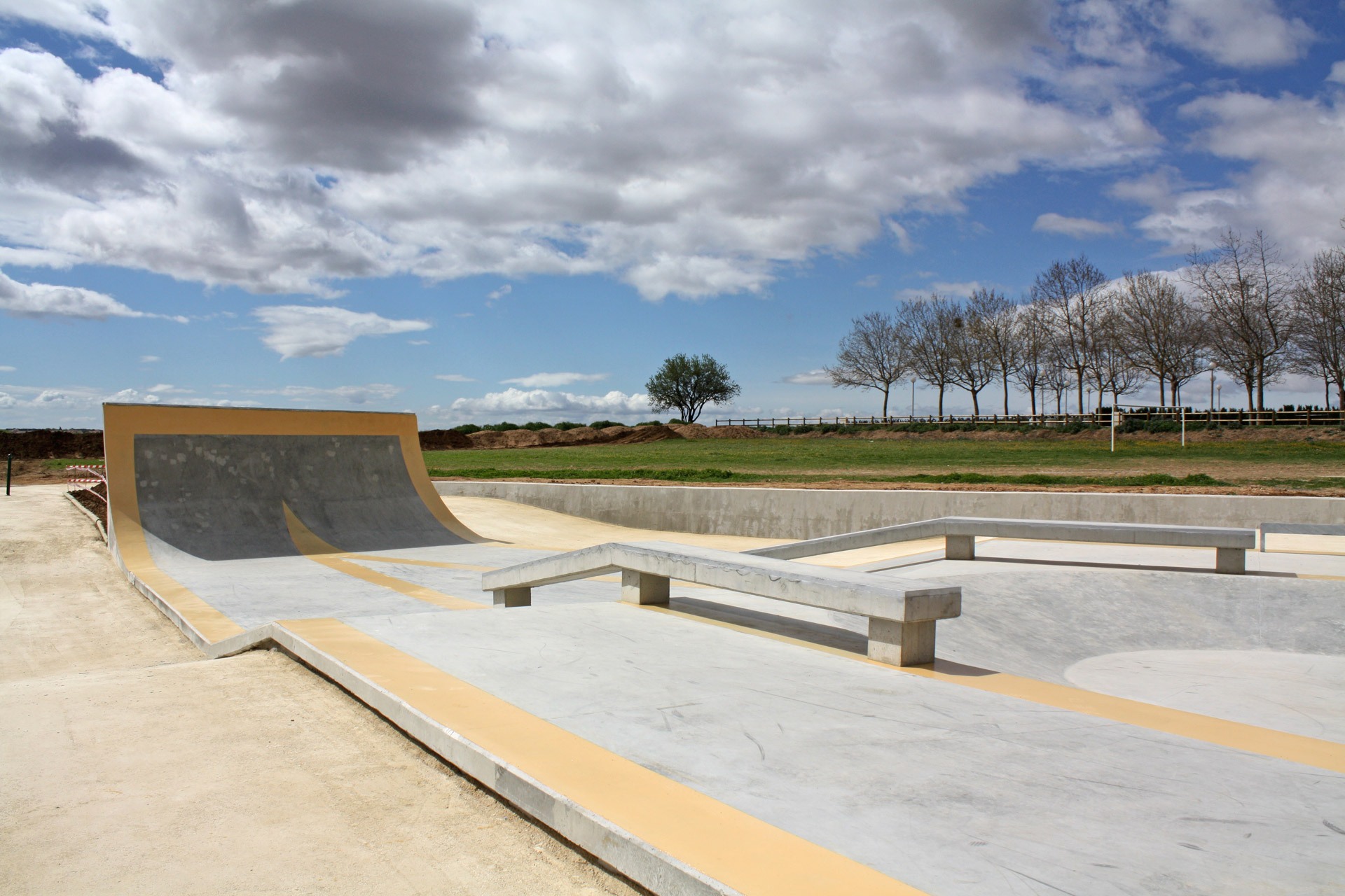 Valros Skatepark Valros Skate Spot 3/5