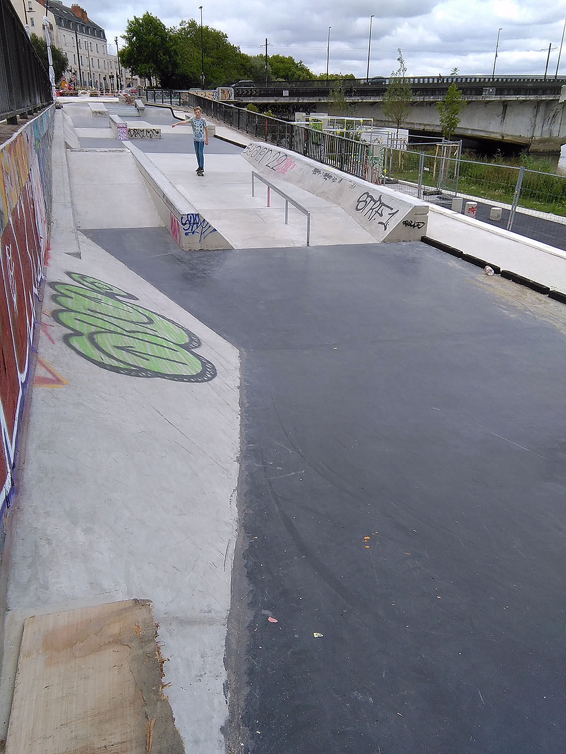 Quai Doumergue Skatepark Nantes Skate Spot 4/5