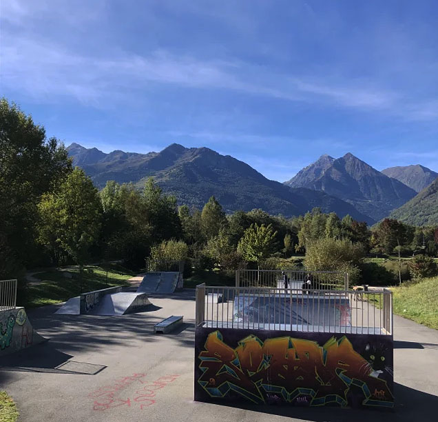 Base de loisirs d'Agos Skatepark Vielle Aure Skate Spot 2/5