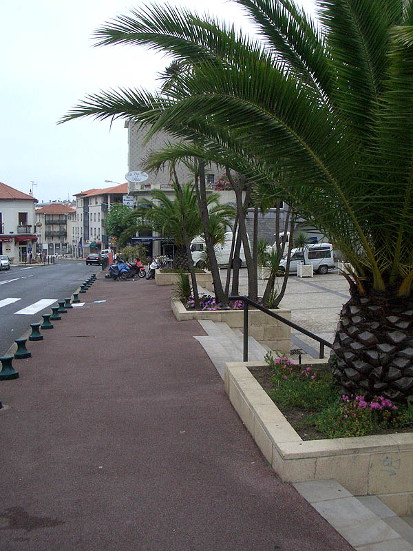 Gare du Midi Spot Street Biarritz Skate Spot 4/5