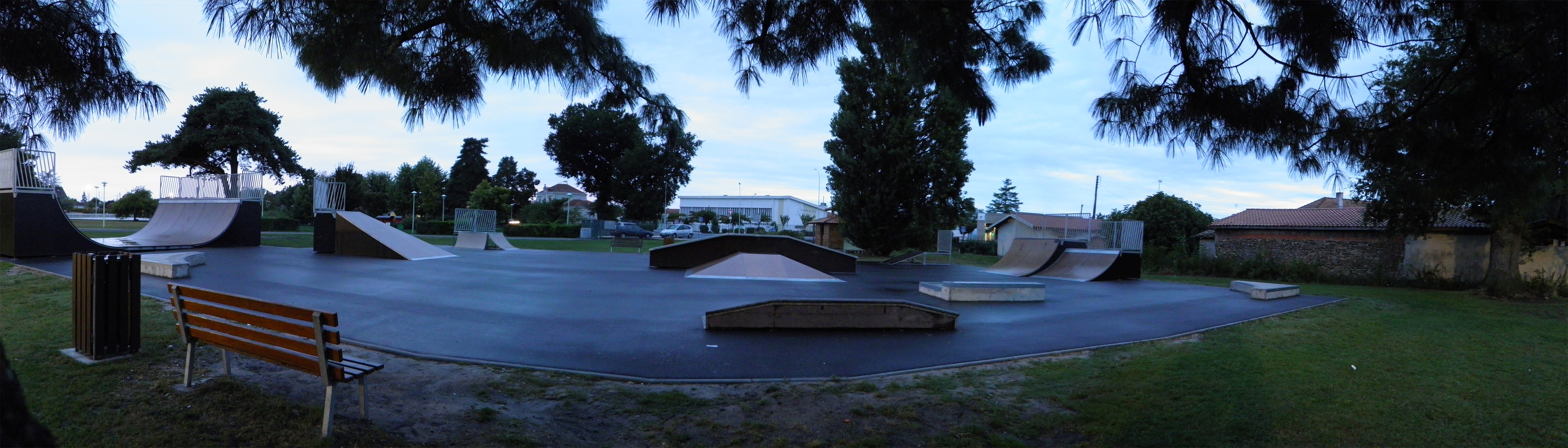 Parc Lecoq Skatepark Biganos Skate Spot 3/5