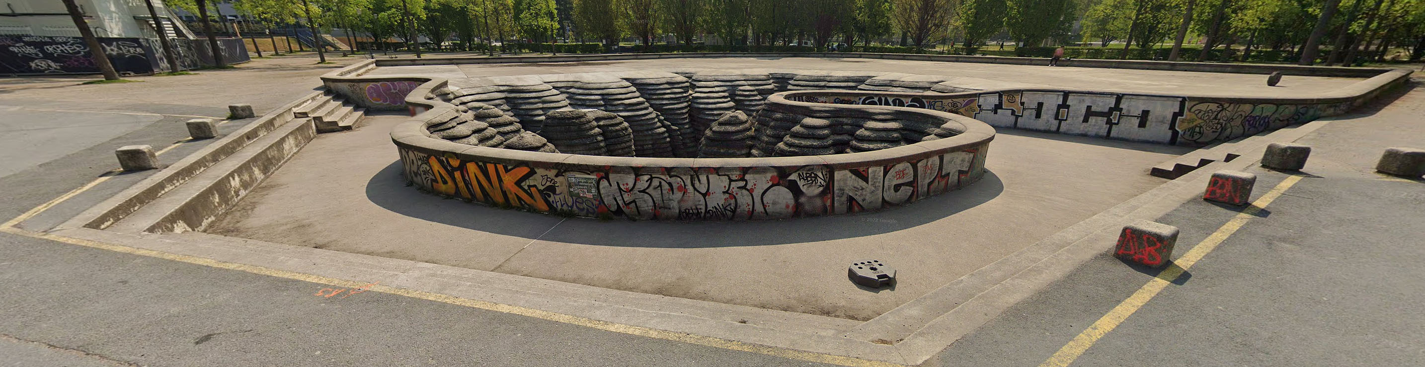 Bercy Fontaine Spot Street Paris Skate Spot 4/5