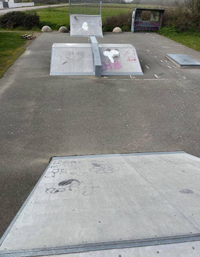 Sainte Marie Skatepark Pornic Skate Spot 2/5