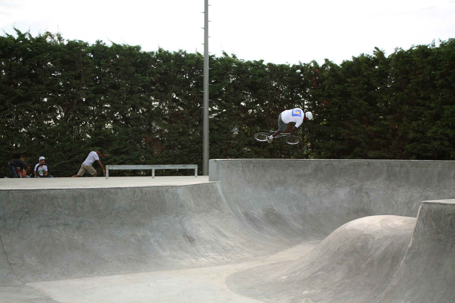 Espace Glisse Bowl Bry sur Marne Skate Spot 4/5