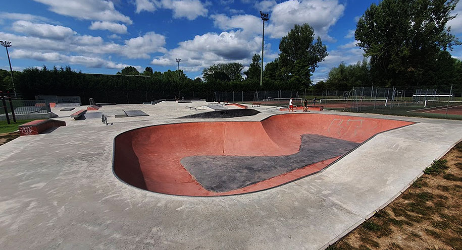 Tujac Skatepark Brive la Gaillarde Skate Spot 4/5
