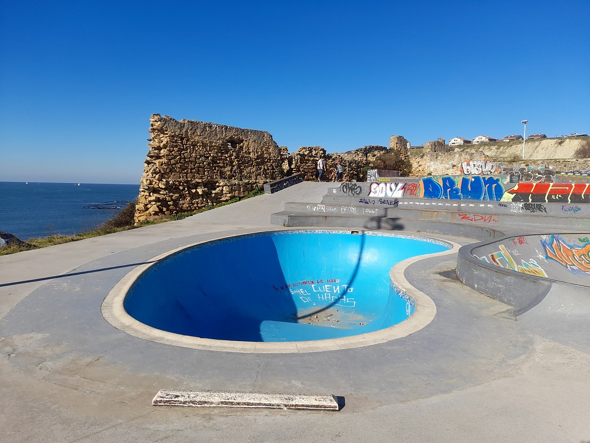 Algorta Bowl Getxo Skate Spot 5/5