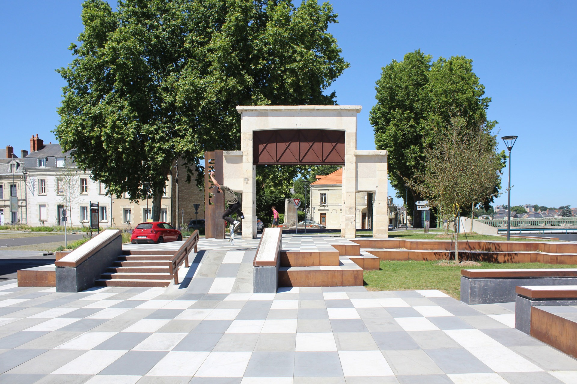 La Manu Skatepark Châtellerault Skate Spot 5/5