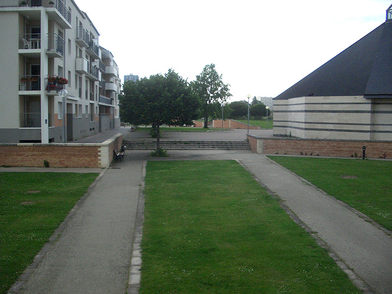 Salicornes Spot Street Nantes Skate Spot 2/5